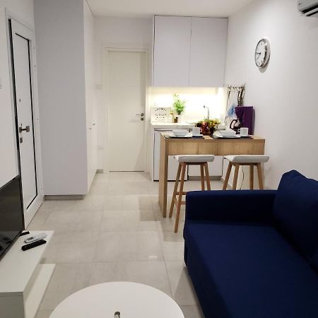 Modern & Cozy Studio W/ Backyard Near City Center Лимасол Экстерьер фото